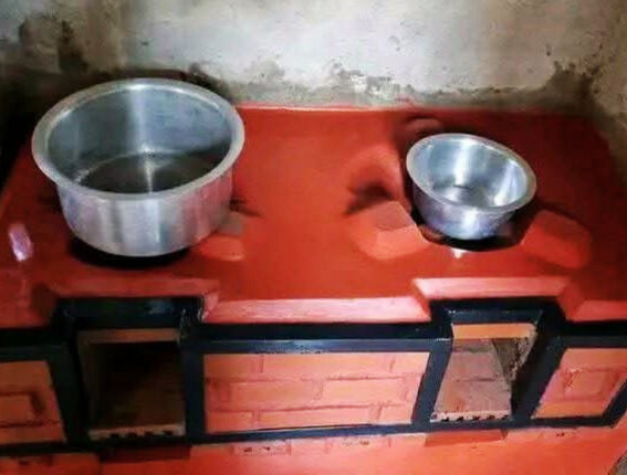 A Jiko for the women of Mutanu: the stove that generates clean energy and independence
